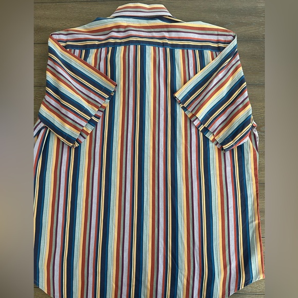 Robert Graham Short Sleeve Button Up Shirt Size XL Gently Worn - Picture 3 of 6
